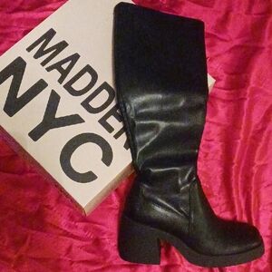 Madden NYC Tall Boots 9 NWT